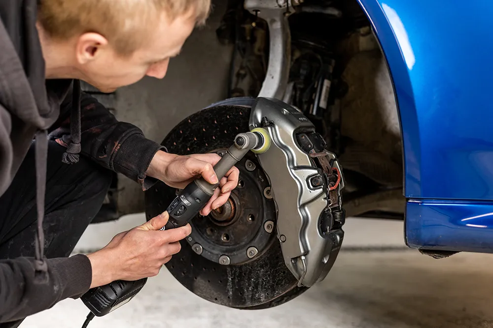 Automobile Brakes Can Overheat And It’s Dangerous When They Do